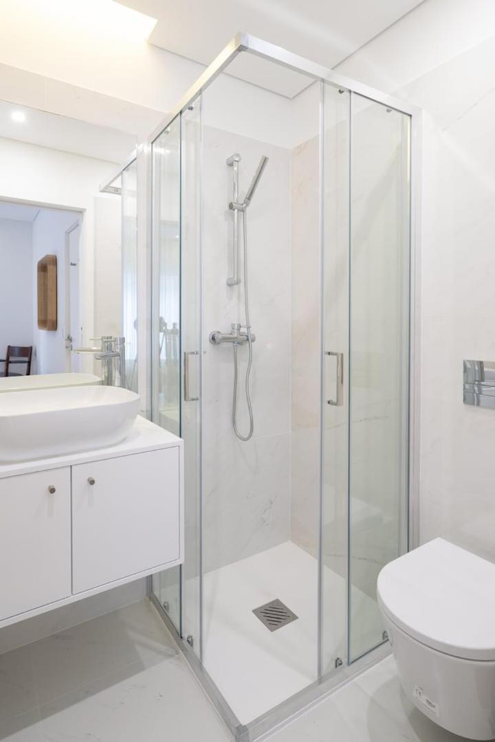GuestReady - Modern 2-Bedroom Apartment in Cedofeita Porto Exterior foto