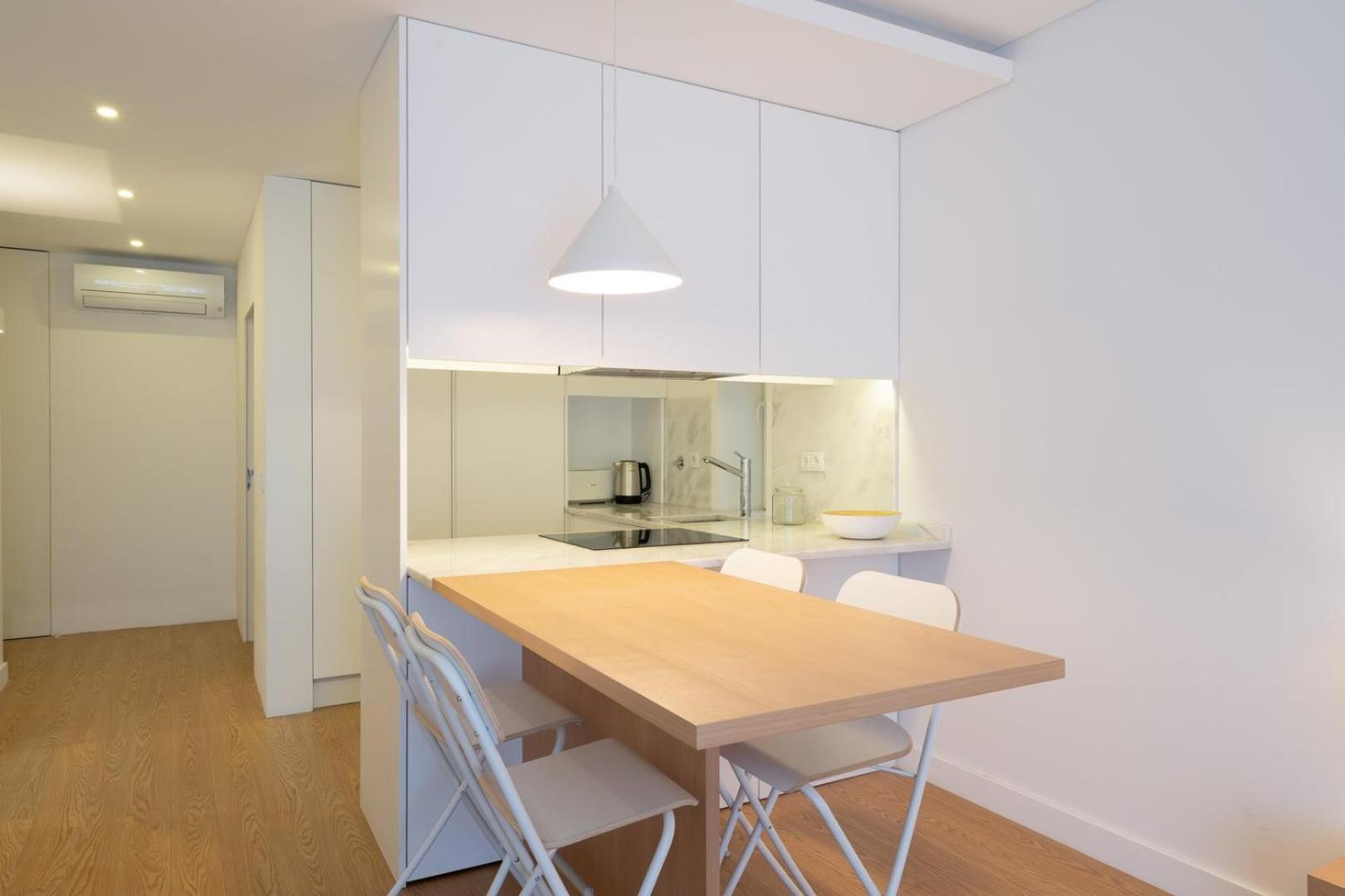 GuestReady - Modern 2-Bedroom Apartment in Cedofeita Porto Exterior foto