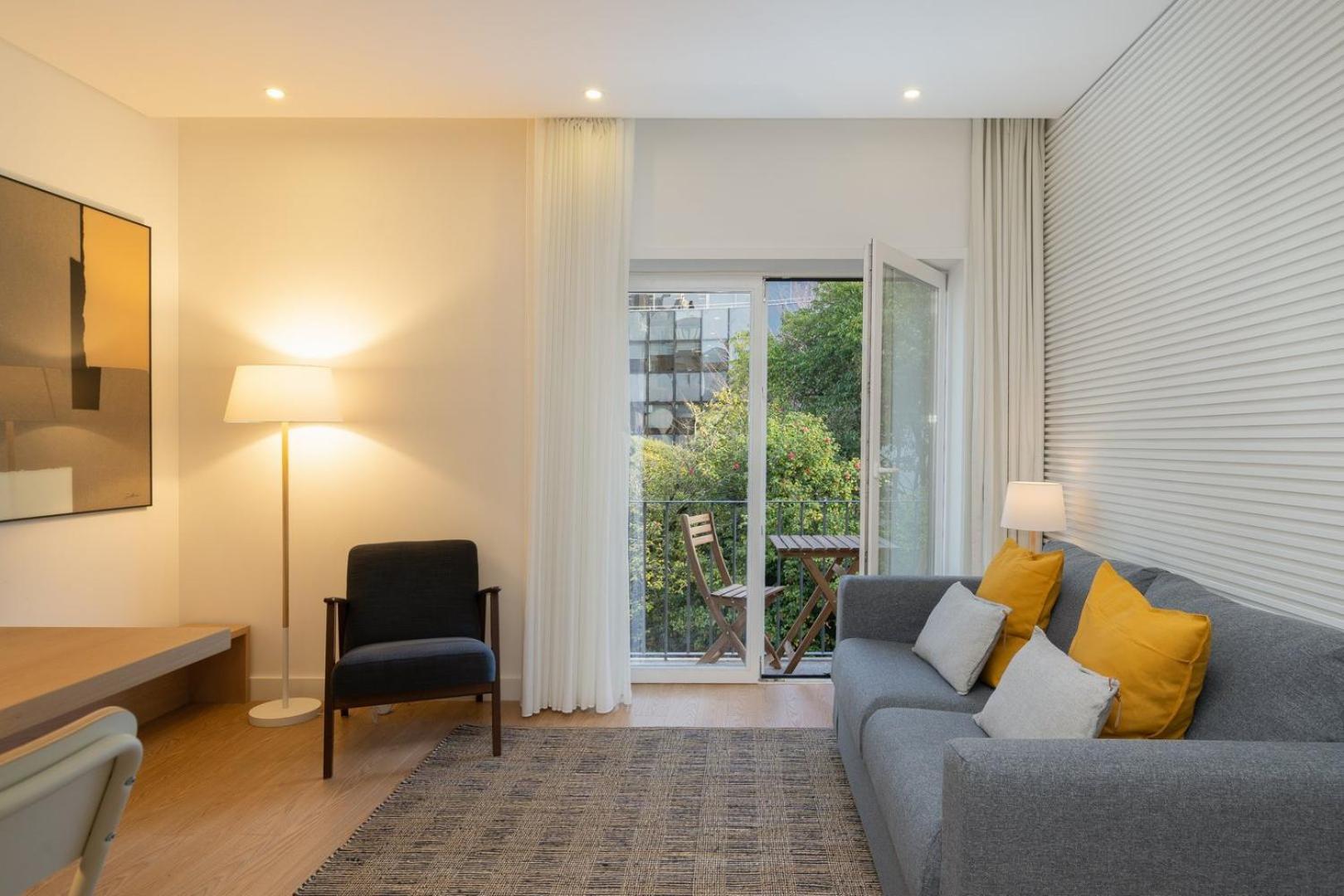 GuestReady - Modern 2-Bedroom Apartment in Cedofeita Porto Exterior foto