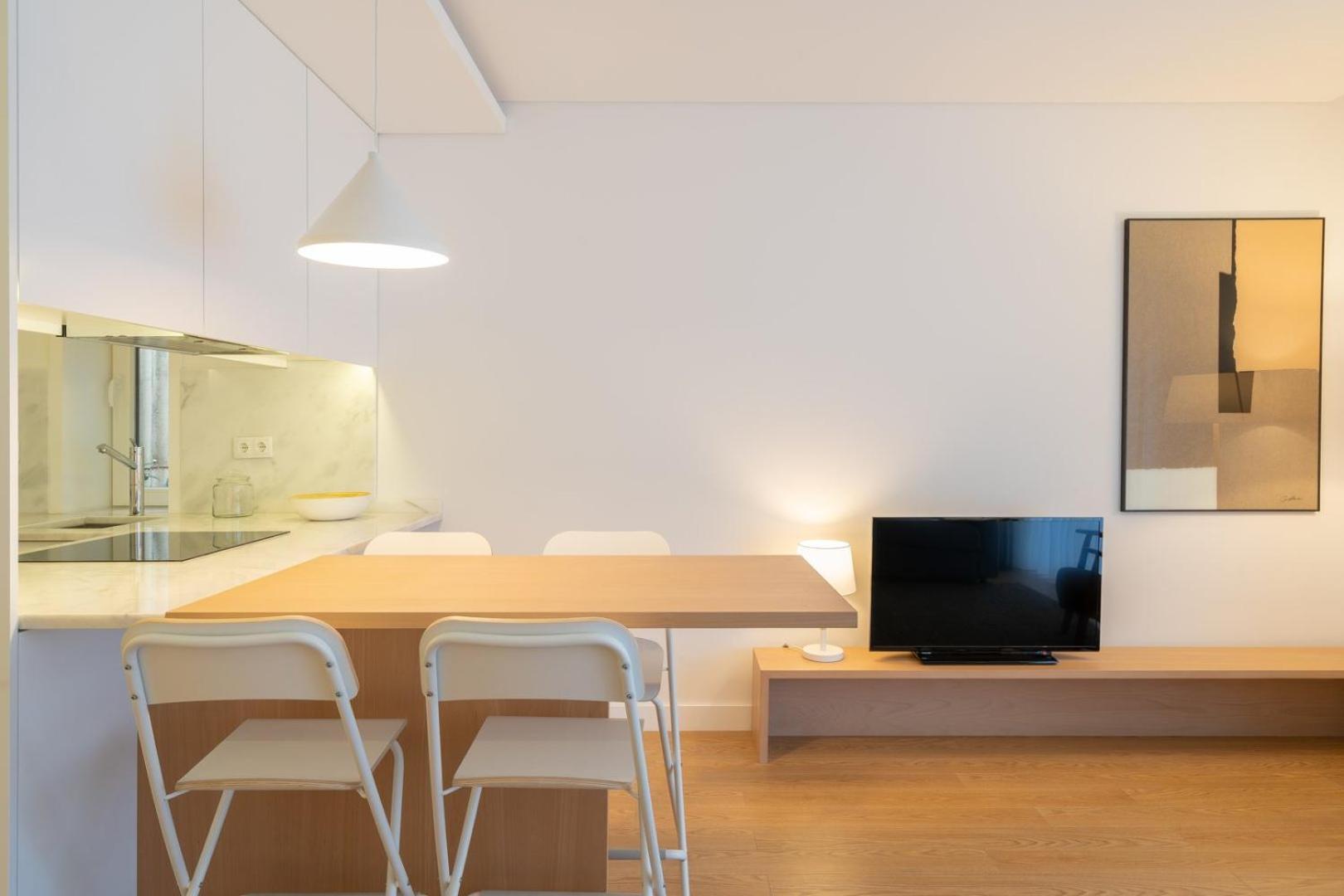 GuestReady - Modern 2-Bedroom Apartment in Cedofeita Porto Exterior foto