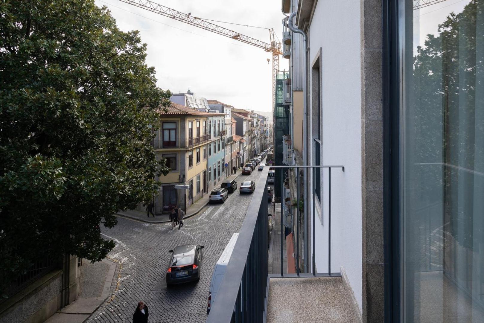 GuestReady - Modern 2-Bedroom Apartment in Cedofeita Porto Exterior foto